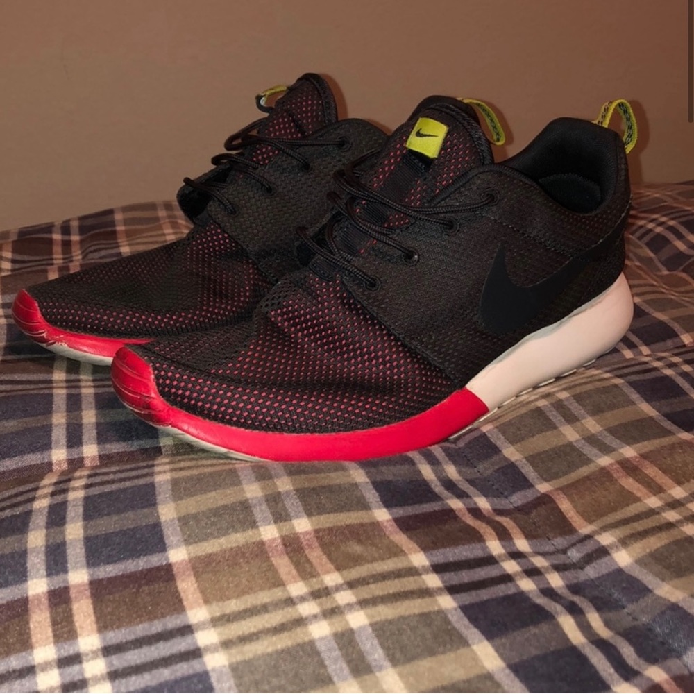 Nike Roshe Shoes
